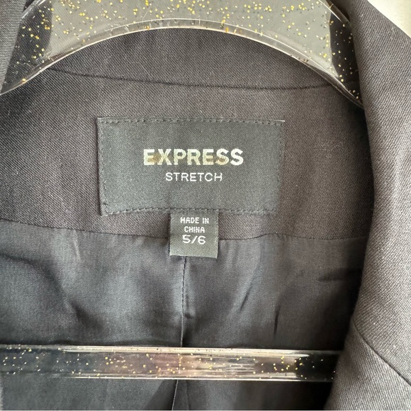 EXPRESS STRUCTURED BLAZER JACKET POCKETS STRETCHY NEW BELTED BLACK OFFICE NIGHT - Picture 2 of 9